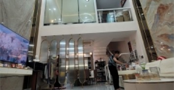 Ngộp! Hẻm 8m Phạm Văn Chiêu – 5.1x10m, 5 Tầng tặng nội thất, 7.1 tỷ