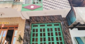 Nhà nhỏ gọn 2 lầu hẻm Nguyễn Duy P12Q8, Giá : 2 Tỷ 560 Triệu