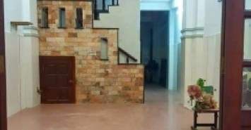 Nhà 5 tầng khu ăn uống đông đúc Chánh Hưng P4 Q8