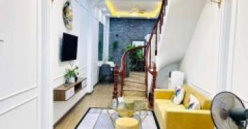QUÁ xịn sò ... NHÀ TU HOÀNG SIÊU ĐẸP 34M 4 TẦNG - 2,89 TỶ