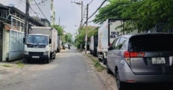 BÁN NHÀ 3 TẦNG - SÁT KDC SÔNG ĐÀ - SÂN OTO - 4PN - BAN CÔNG TRƯỚC SAU - GẦN 80M2 - HƠN 5 TỶ