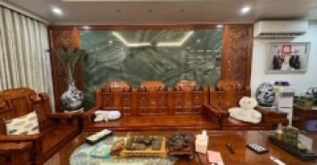 VỠ TRẬN BÁN GẤP NHÀ MẶT PHỐ YÊN XÁ TÂN TRIỀU ,THANH TRÌ 
  +  6 TẦNG THANG MÁY - MẶT TIỀN KHỦNG - KINH DOANH BẤT CHẤP - THIẾT KẾ VĂN PHÒNG CTY VÀ Ở - NỘI THẤT XỊN SÒ,DIỆN TÍCH 200 MÉT