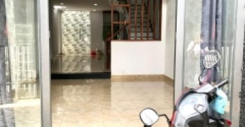 Bán nhà 4 tầng Bùi Quang Là, Ô tô để trong nhà, 4.1x18m, nhà mới chỉ 6.7 tỷ TL