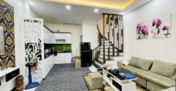 BÁN NHÀ NGÕ 126 KIM GIANG, MẶT TIỀN RỘNG, 33M2 GIÁ QUANH 4 TỶ