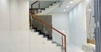 Nhà mới 2 lầu/4PN/5WC hẻm ôtô Âu Dương Lân P3 Q8