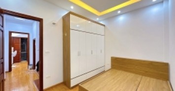 Cần bán gấp nhà Phố Phương Mai tặng full nội thất 48m2   4 Tầng MT 3,5m  Giá chỉ 5,5 Tỷ.