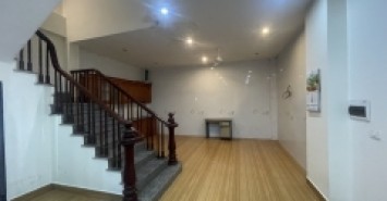 BÁN NHÀ PHÂN LÔ Ô TÔ VÀO NHÀ KINH DOANH DỊCH VỤ ĐA SỸ-HÀ ĐÔNG.DT:50m-MT:5,5m-giá 12,5 tỷ.