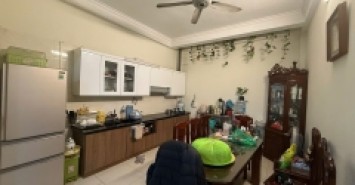 Bán nhà Phố Huế, 60m2, 5 tầng, mặt tiền 4m, 15.8 tỷ, nhà đẹp ở luôn, kinh doanh homestay