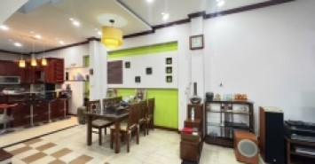 Bán nhà mặt phố Bà Triệu, 80m2, 6 tầng, mặt tiền 4.5m, 61.8 tỷ, vỉa hè rộng, kinh doanh đỉnh