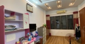 Bán nhà mặt phố Đại La, 50m2 x mặt tiền 4.1m, nhỉnh 27 tỷ, kinh doanh tốt
