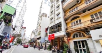 Bán nhà mặt phố Nguyễn Trường Tộ, 105m2, 4 tầng, mặt tiền 10m, 77 tỷ, kinh doanh đỉnh