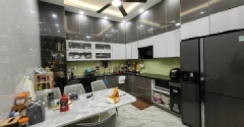 Bán nhà mặt phố Phố Huế, 65m2, mặt tiền 5.7m, 59.5 tỉ, vị trí đẹp, kinh doanh đỉnh, pháp lý chuẩn
