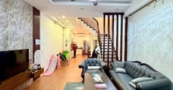 Bán nhà phố Lạc Trung, 70m2, mặt tiền 4.5m, 4 tầng, nhỉnh 25 tỉ, ô tô, Kinh doanh
