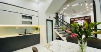 Phân lô HV Âm Nhạc 43m2 x 5 tầng đẹp hiếm, mặt tiền rộng 4m, giá bán 4,5 tỷ