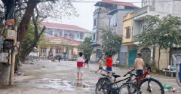 Bán nhà: Tựu Liệt, 34m2, 5 tầng, oto đỗ cửa, cạnh chợ, trường học. Nhỉnh 6 tỷ chút