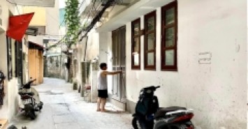 Bán Nhà Giải Phóng, 36m x 4 tầng, 3.7 tỷ, ngõ nông rộng, gần phố