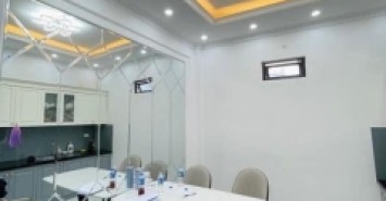 NHÀ MỚI-NGÕ THÔNG-TẶNG FULL NỘI THẤT-SỔ VUÔNG-TRUNG TÂM CẦU GIẤY - 0846859786