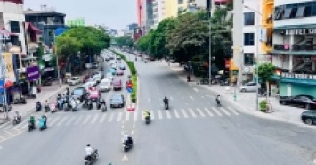 Toà nhà mặt phố Nguyễn Văn Cừ, 140m x 10 tầng, MT 8.6m, dòng tiền 4 tỷ/năm