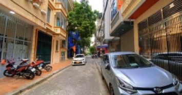 Trung Kính Lớn, phân lô vỉa hè, ô tô tránh, diện tích 55m, 5 tầng, MT 5m, Giá 12.3 Tỷ.