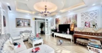 Bán nhà mặt phố thuộc KĐT Dịch Vọng - gần công viên Cầu Giấy - 190m2*MT 14m - KDVP ở đẳng cấp