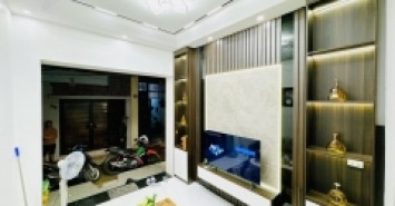 Cần Bán nhà Phố  Phương ô tô đỗ cửa Full nội thất 41m 4 Tầng MT 3,5m Chỉ 5,5 tỷ LHCC.