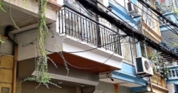 Bán nhà Minh Khai, 75m x 3 tầng, 3.9 tỷ, ô tô đỗ cửa, kinh doanh
