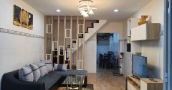 Nhà mới ở ngay, 3.5x12m, BTCT, Phạm Văn Chiêu, sổ vuông  3.2 tỷ TL