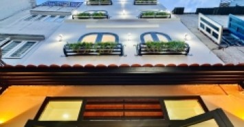 Nhà đẹp Bình Thạnh - 4 tầng – sau lưng dãy mặt tiền Trần Bình Trọng