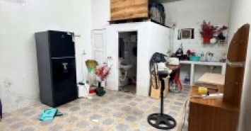 Cho thuê nhà C4 nguyên Căn Nguyễn Sơn 25m VSKK xổng riêng 3tr/ tháng
