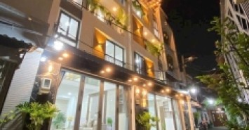 Nhà Mới 5 Tầng, Thang Máy (5x10m). Đối diện Emart 2 Phan Huy Ích, Giá 7.19 tỷ