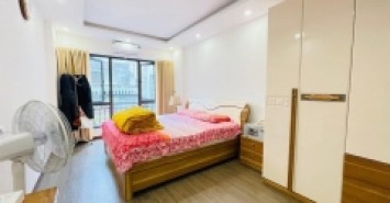 Nhà phố Thái Phiên, Hai Bà Trưng mới đẹp ở ngay sát phố, gần phố cổ, 25m 3.5 tầng 4.75 tỷ