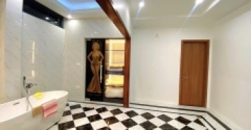 QUÁ HIẾM, 5m ra Minh Khai, nội thất cực sang chảnh, thang máy, 33x6T chỉ 6 Tỷ