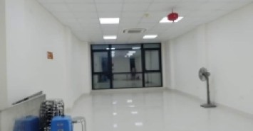 Cần cho thuê văn phòng T3,T4,T5 Hoàng Văn Thái. DT: 93m2x15 triệu/tháng. LH0964240141