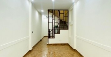 BÁN NHÀ MẶT NGÕ 258 TÂN MAI, 35M2 GIÁ CHỈ 6.5 TỶ (có thương lượng)