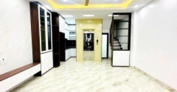 BÁN NHÀ 52M 5 TẦNG THANG MÁY CỰC MỚI Ở NGAY NGÕ 310 NGHI TÀM TÂY HỒ