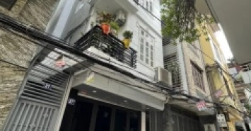 Bán nhà mặt tiền đường số 10 Hiệp Bình Phước Thủ Đức, 85m2, 4 tầng, giá chỉ hơn 7 tỷ.
