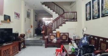 Hoàng Văn Thái cần bán nhanh, ngõ rộng, Ô Tô vào, DT52m2 x 4 tầng, giá 4.6 tỷ.