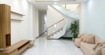 Nhà nở hậu 413/29 Phan Huy Ích - Gò Vấp cho 3 thế hệ, thiết kế đầy đủ công năng, có giếng trời