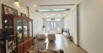 (Chính chủ) bán nhà phố Cảm Hội, 5 tầng, mặt tiền 4m, 60m2, 18.3 tỉ, ô tô 5 tạ đỗ cửa