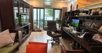 Bán nhà phố Hàng Đậu, 55m2, 6 tầng, mặt tiền 8.1m, 22.5 tỉ, nhà đẹp ở luôn, homestay