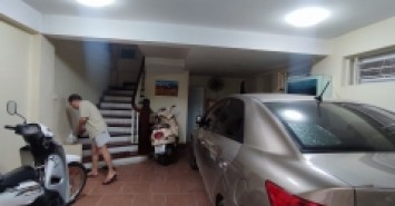 Nhà phân lô Hoàng Ngân thuê thiết kế tự xây siêu đẹp - Gara - Giếng trời - ngõ ô tô tránh78m2 giá 12.5 tỷ