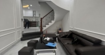 Bán nhà Thịnh Quang Nhà Đẹp full nội thất 30m ô tô 48m2 5Tầng  MT 3,6m  chỉ 5,6 tỷ LHCC.