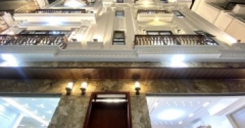 NHÀ ĐẸP GIA THUỴ, LONG BIÊN GARA 2 ÔTÔ DT 70m2 x 6TẦNG THANG MÁY