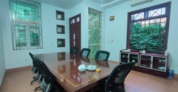 Bán nhà mặt phố Hào Nam, DTXD 44m2 x 5 tầng, MT 4m. 0338080356