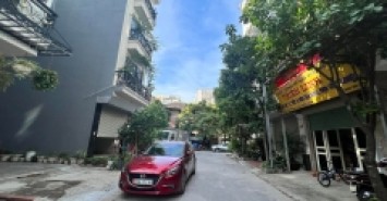 Bán gấp! LK Văn Khê 50m 5 tầng 7.2 tỷ có thương lượng.