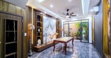 ◆ Mặt đường Nguyễn Cộng Hòa - Nhà độc lập 5,5 tầng thang máy - full nội thất