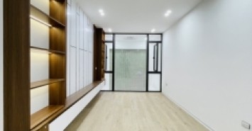 NHÀ ĐỈNH PHỐ ĐẶNG TIẾN ĐÔNG – 7 TẦNG THANG MÁY – 2 MẶT THOÁNG – Ô TÔ TRÁNH