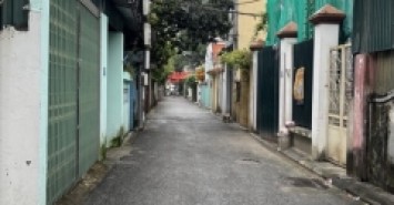 Bán đất tặng nhà C4 Giang Biên-ô tô đỗ cổng- ngõ thông tiện ích-58m hơn 4 tỷ