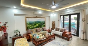 Bán nhà đẹp Ngọc Lâm Long biên- Dân xây- Sát Phố 5m oto -65m 5 tầng nhỉnh 10 tỷ(TL)