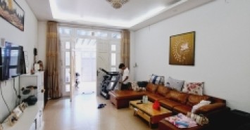 Bán nhà 100m2, 3 tầng, 3PN, 4WC, Q.9, Thủ Đức, 7.5 tỷ, sổ hồng